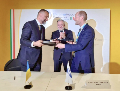 Проєкти ОККО у вітровій енергетиці були представлені й підтримані на форумі Ukraine Recovery Conference-2025 у Римі